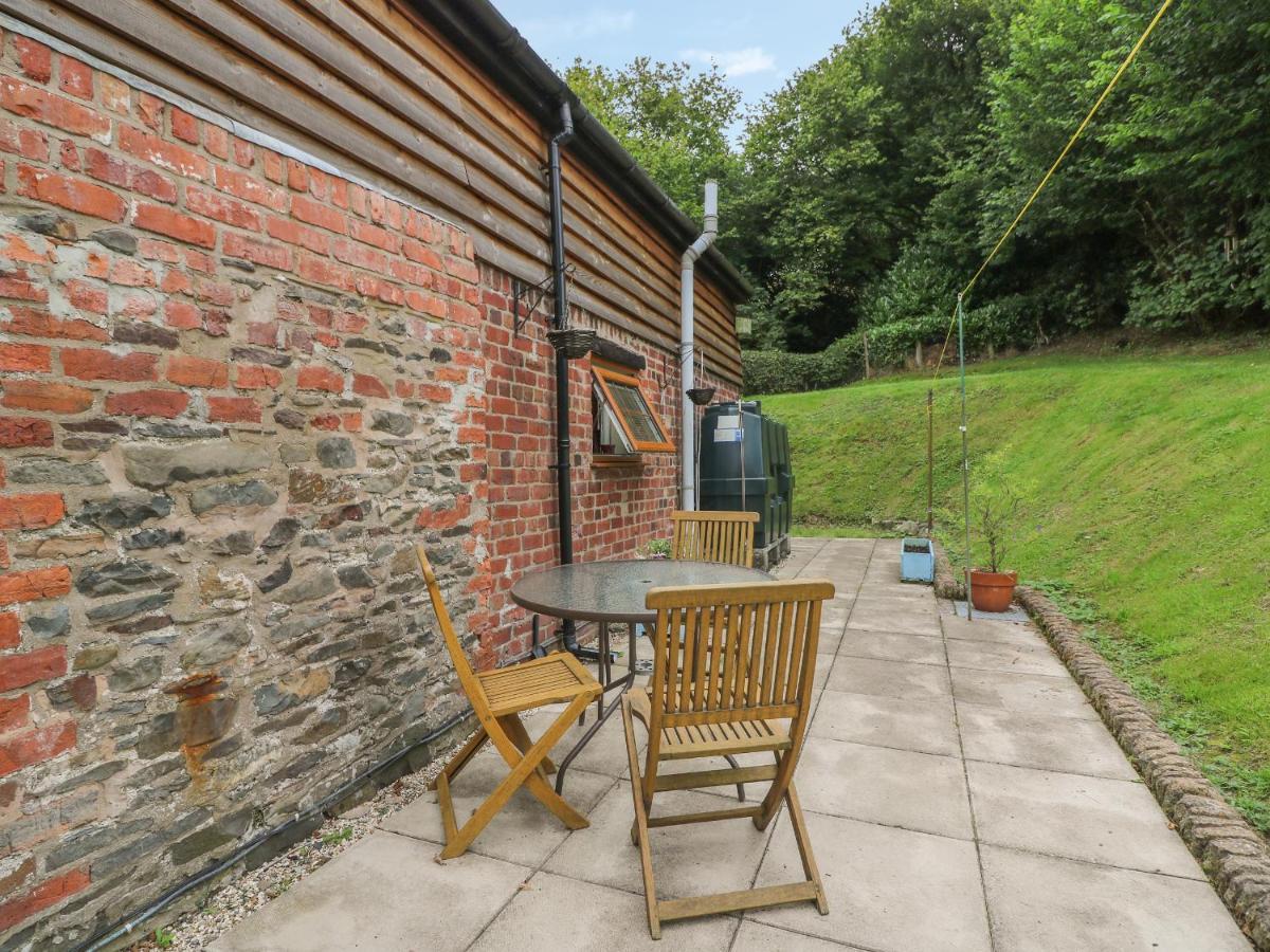 Caerau Farm House Ланидлойс Екстериор снимка